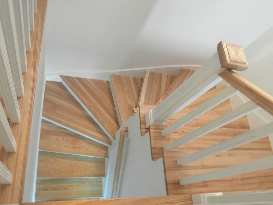 Drewniane schody zabiegowe